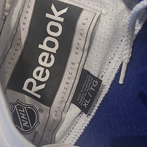 DOUG GILMOUR TORONTO MAPLE LEAFS REEBOK JERSEY - Picture 6 of 6